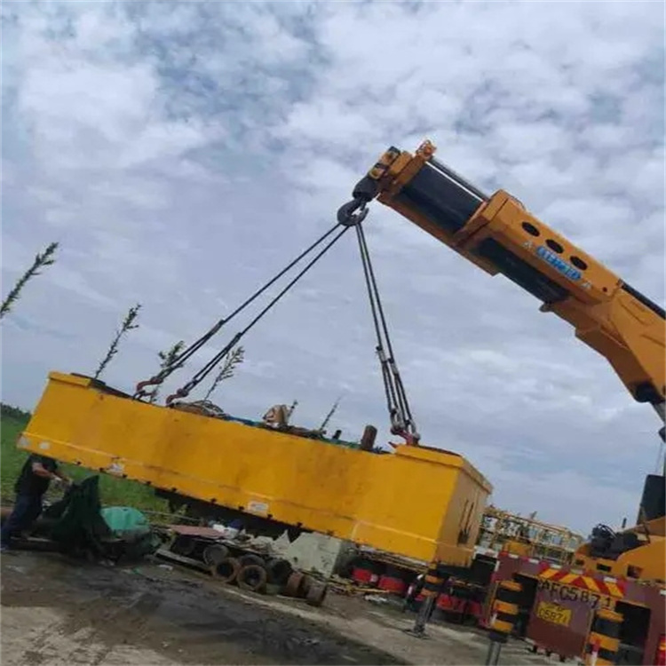 良庆吊车吊集装箱需要多少钱