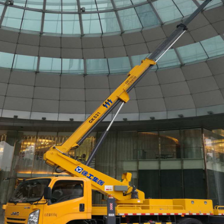 良庆附近高空作业车租赁｜安全设备租赁｜高空安装|工程定制化方案｜亿立达设备租赁